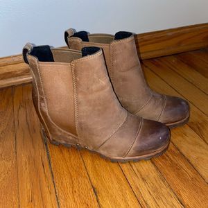 Sorel Lea Wedge Womens size 7 Brown boots booties Ełk curry